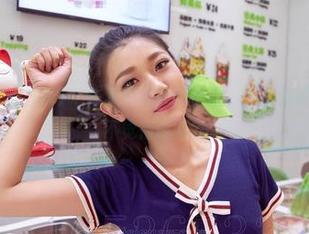 AISS爱丝(钻石版) – 陈雅漫的清纯原图，保持这种状态四年都不觉得腻呀？