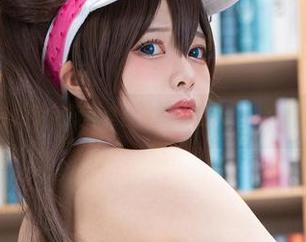 Hachi小芭的兔女郎写真合集。只觉得，这个她太可爱了！