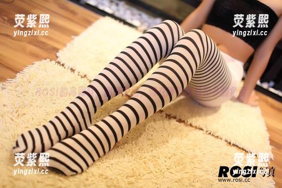 ROSI写真 ROSI的高跟鞋,高清原图,像在呼唤我看更多的角度