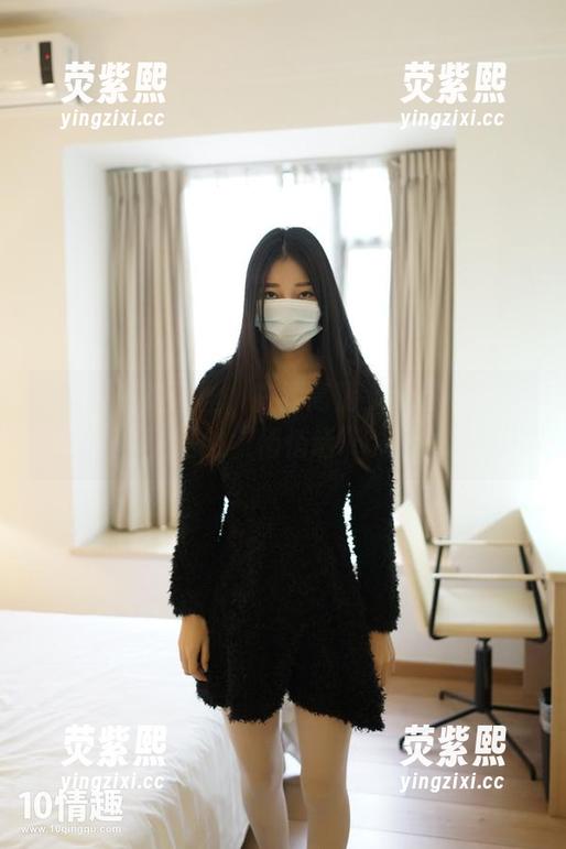 ROSI黑边蕾丝，在线高清，众目睽睽之下的“悄悄话”。