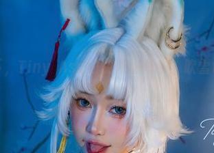 小声说一下，Tiny Asa的免费照片中，吹雪让人心痒痒。