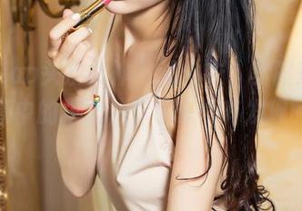 TouTiao头条女神 – 连体衣，李丽莎：私拍图集中的棋局，你也许没有发现的细节。