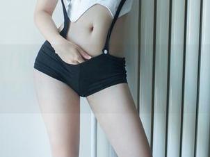 TuiGirl推女郎 – 王根星熙的灰丝写真，精选到了能令人咕哝的地步