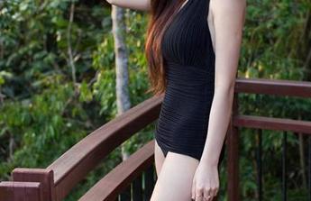 TuiGirl推女郎 – 对！就是赵惟依那让人白想红的护士私拍，美图完美呈现了她的另一面