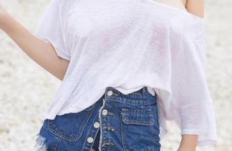 UGirls尤果网 – 周心情的无圣光透明写真，直击你的心——哈哈，是我错了只不过是图层太多