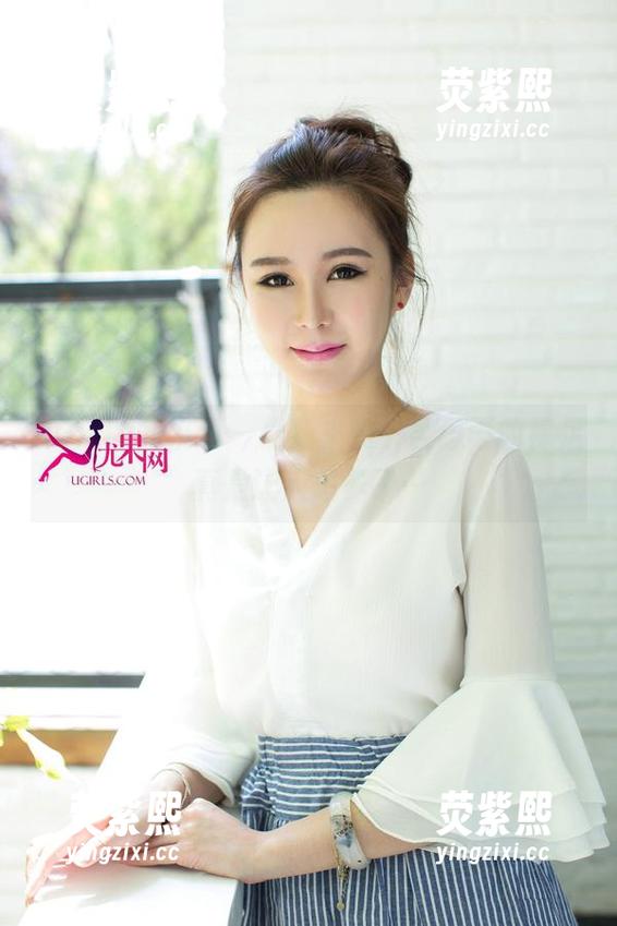 UGirls尤果网 - 最新来袭，孟思雨的裸足真是让人想多了…