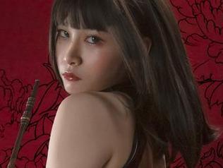 Uki雨季最新力作——白丝写真集，难道是为了沐浴？