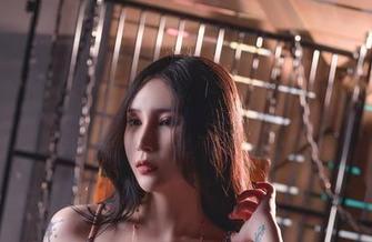 夏日的Vams子：写真集里的美好与原图里的悉心。