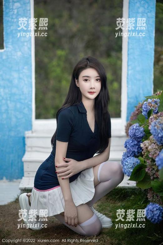 Xiuren秀人网 - Mila豆嘟嘟眼镜写真：我能好好聊一聊这副墨镜的事吗？
