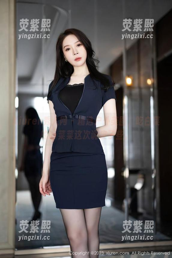 Xiuren秀人网 - 精选户外美图，吃白菜的vi菜菜这次调皮了些。