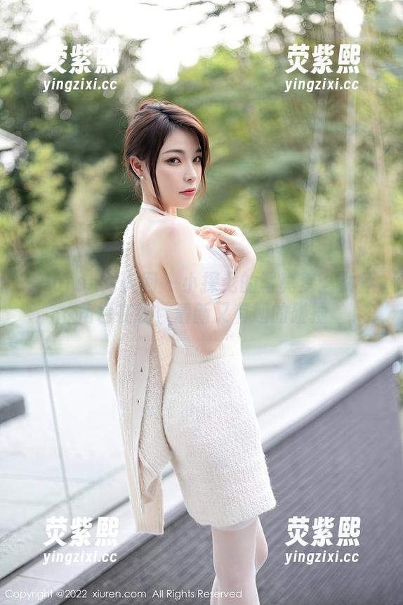 Xiuren秀人网 - 小探戈的写真梦：女仆角色在线，清新又有趣的碰撞