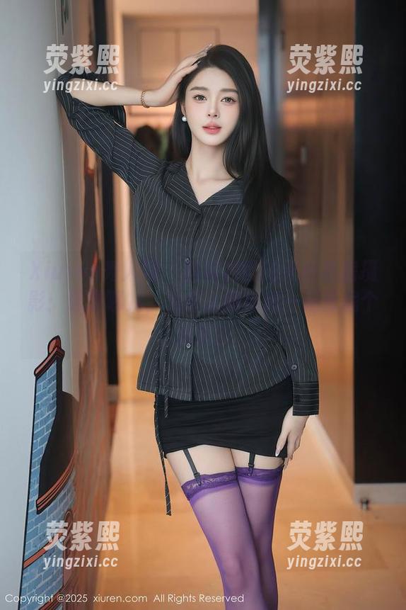 Xiuren秀人网 - 抖娘利世的天台私房摄影：这是哪儿，为什么我也想一起去找个角落？