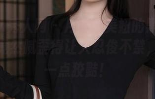 Xiuren秀人网 – 月野兔美妞的黑丝图包：私拍竟然腻歪得让人忍俊不禁，还带着一点狡黠！