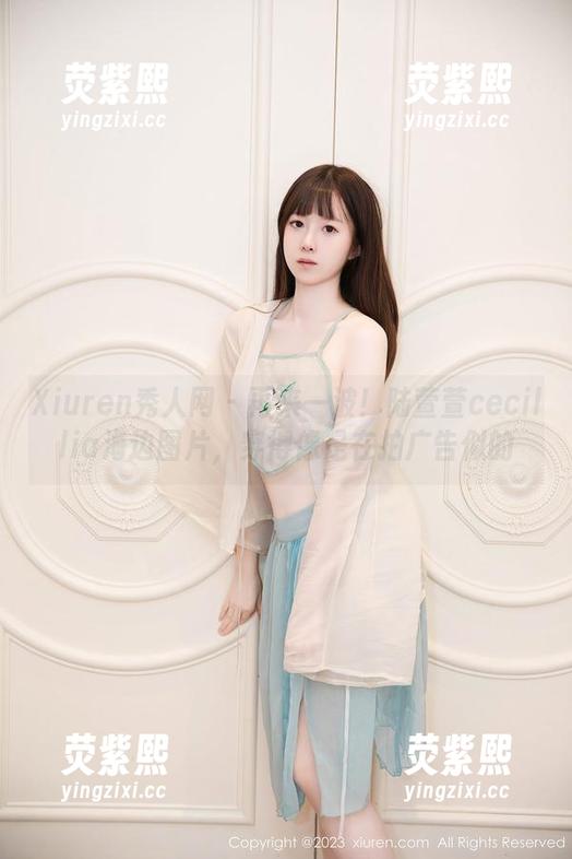 Xiuren秀人网-陆萱萱cecillia Xiuren秀人网 - 再来一波!陆萱萱cecillia海边图片,穿得像是在拍广告似的