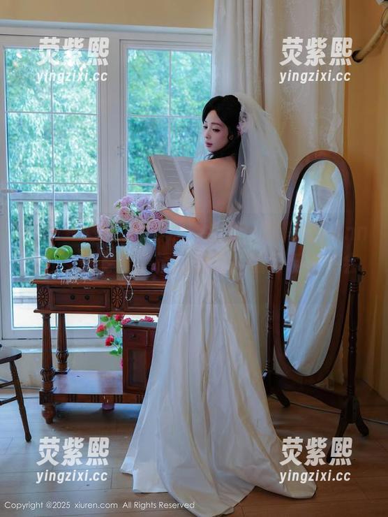 Xiuren秀人网 - 原图全套，陈梵妮Fanny在女孩身份中悄然游走，值得反复体会。
