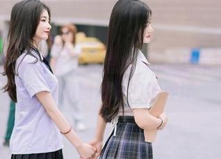 YouMi尤蜜荟 – 张思允Nice居家那点事：高清图册里的懒洋洋