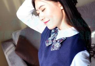 pans – 不求太多，只要安妮的黑丝写真集，随便翻阅，脑海里就会浮现各种情景。