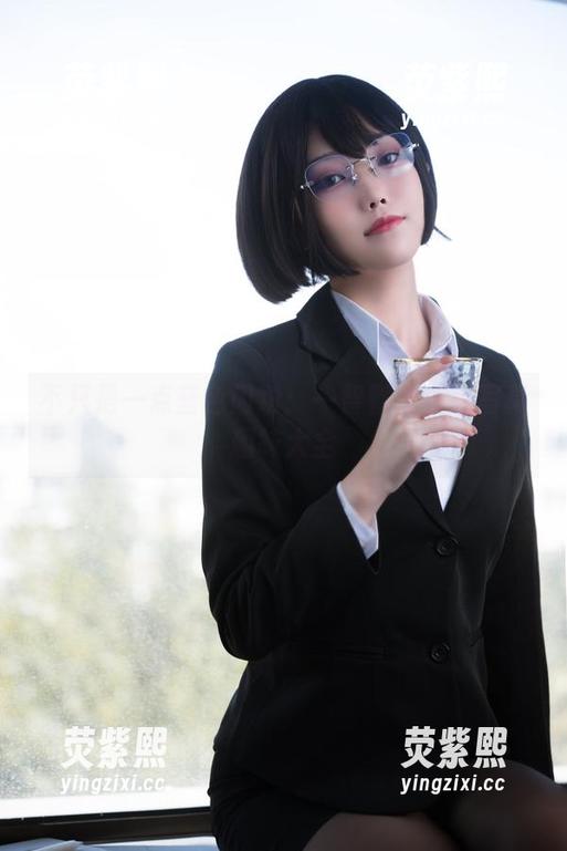 不只是一点蓝色闪粉：一智智的高清写真趣味大全
