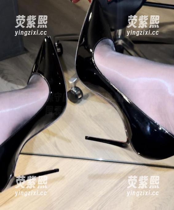 保守的二舅妈 微密圈 - 保守的二舅妈怼镜最新力作:原图表情包已经做好了!