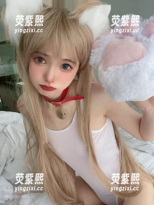 倦倦喵的露背裙作品集：然后她转身，网友的心就跑得飞快！