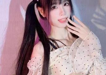 微密圈 – 别小看这棉袜，十万口草莓粥粥带来无穷分享和欢乐合集！