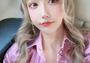 收藏吧！啾小妍Deer的棉袜写真，一层一层的心意