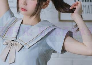 当定制不再平凡：喵糖映画的水手服作品
