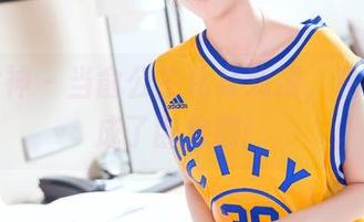 头条女神 – 当俞公主化身戏精，私拍美图成了卧底剧！