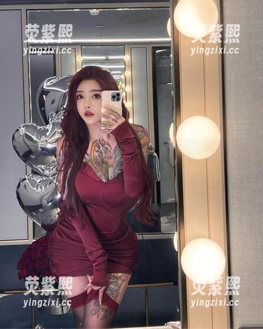 微密圈 - 高清版奈斯希希女友图册到手，心里亮闪闪的。