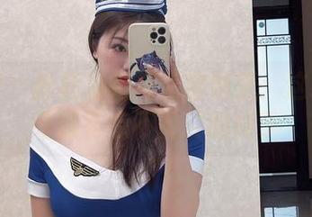 微密圈 – 丝绸浴袍与奶宝妹纸：这组写真好像有点不重要的样子