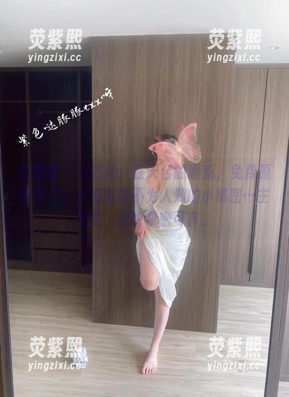 微密圈 - 小芯酱：在天台的诱惑，免费原图奉上，还有那些不为人知的小秘密…主要是，没啥机密可言。