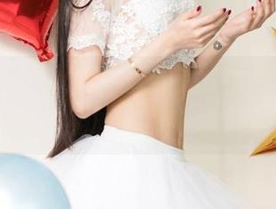 尤果网 – 看心儿变身厨房女王，原图默默绽放着火花！