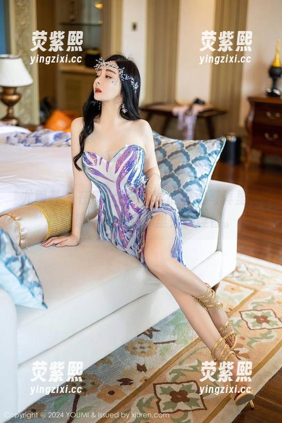 尤蜜荟 - 在Egg-尤妮丝的甜心写真里，我在想，究竟在哪里失去理智。