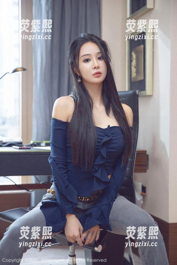 尤蜜荟 - 黄歆苑说，夏天的视频在线观看就藏在网盘里等你去发现！
