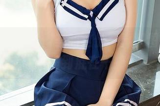 有点好奇，尤蜜荟的这份写真和图册，训练生们到底在干嘛？