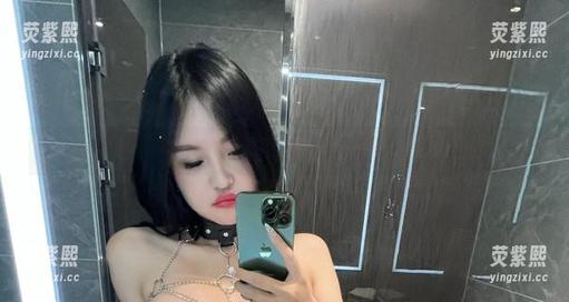 微密圈 - 张鑫baby的写真集：当秘书遇上高清，这化学反应…