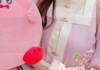 我们最新的彩芸_Nebula居家系列：当你发现，衣柜里的衣服能变成道具！