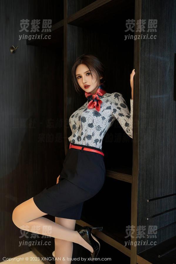 星颜社 - 忘掉色彩，李丽莎的纯白套图带来的是一种不一样的清新感