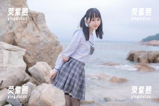 木棉棉OwO倾情献上猫系少女合集，下载前试试别被她的眼神勾走