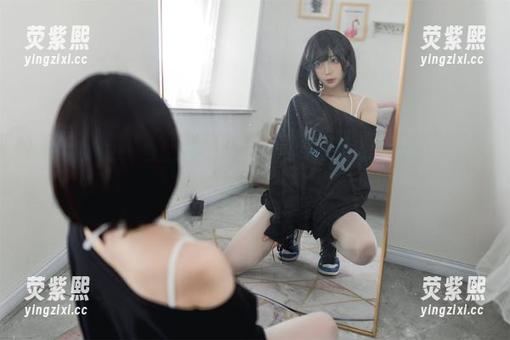 私拍中的俏皮：杏仁曲奇与恶毒白兔的碧蓝航线，不看可惜的原图！