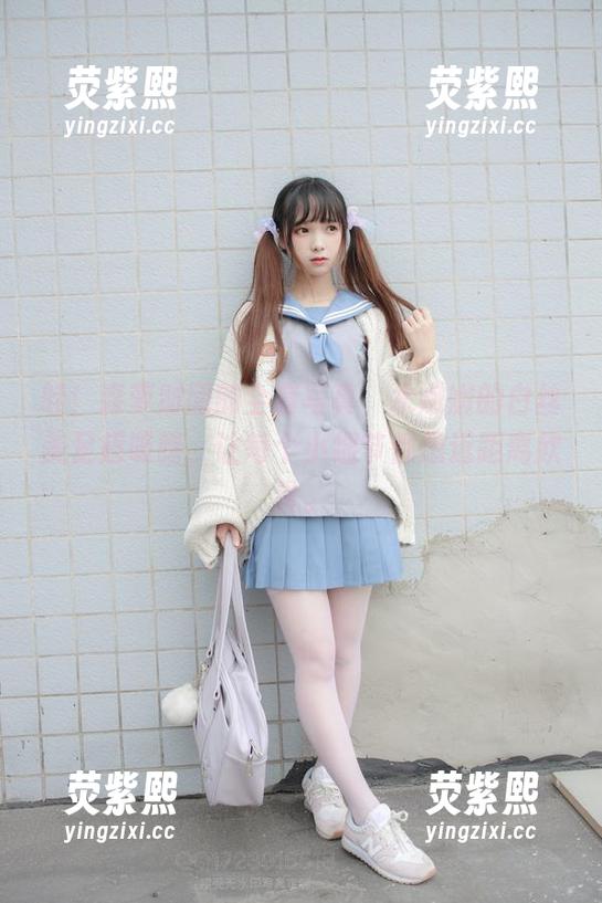 哇！森萝财团的全套写真，水嫩嫩的白丝美足超吸睛，让每个小细节都想近距离欣赏。