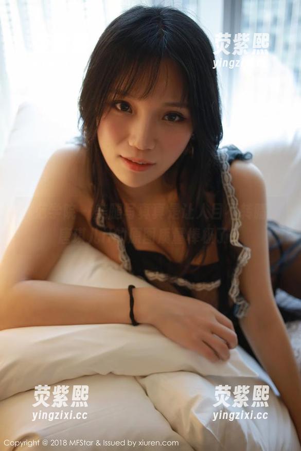 模范学院 - 美腿写真真是让人目不转睛，唐琪儿il的原图质量棒极了！