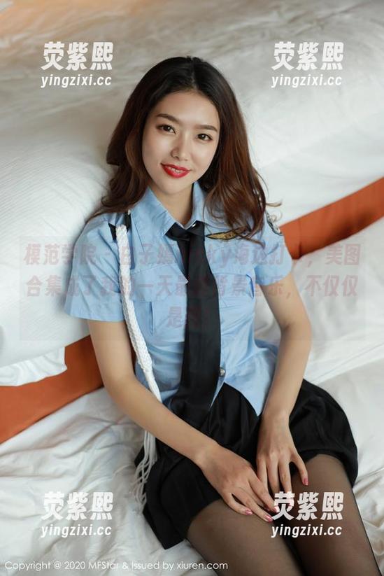 模范学院 - 白子嫣nicky海边打卡，美图合集成了我的一天最佳背景音乐，不仅仅是图！