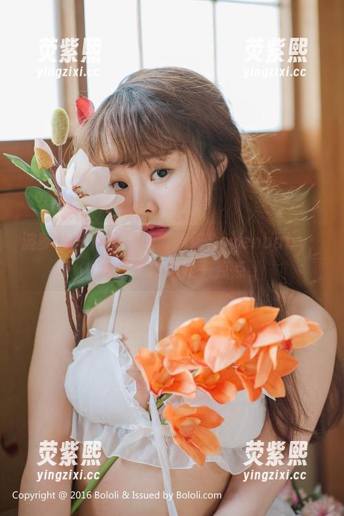 波萝社 - 作品里的柳侑绮Sevenbaby：女友气质不止一点点