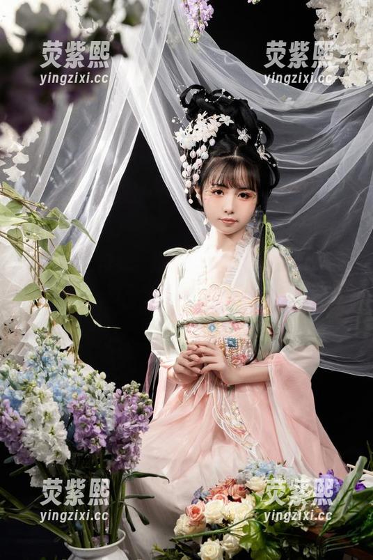 甘雨放飞自我，爆机少女喵小吉的图册简直有种甜甜的魔力！