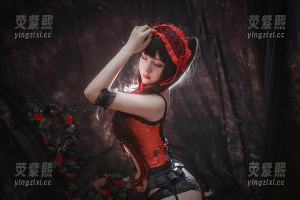 好奇猫九酱的水手服写真，资源在哪里？让我想想…