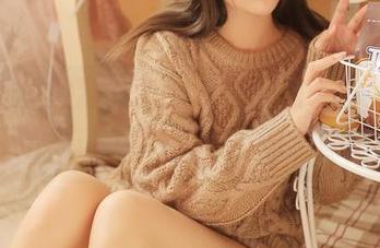 宅在家里的猫九酱，分享的猫咪自拍让我无奈印证了‘人靠猫’的道理！