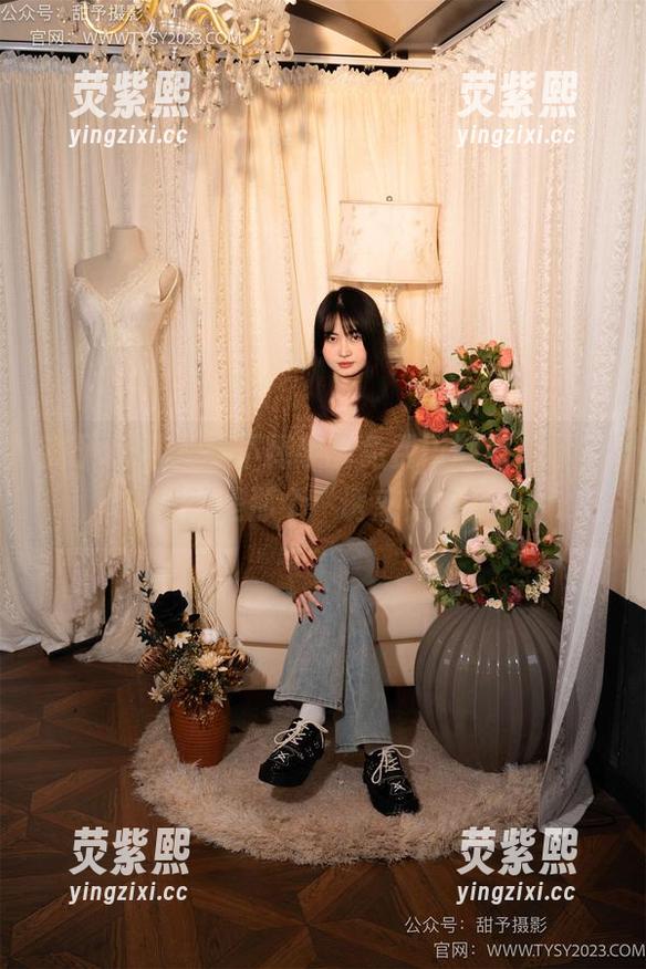 甜予摄影 - 爱不释手的免费jk制服写真，璇璇就是那个“诱惑旁白”。