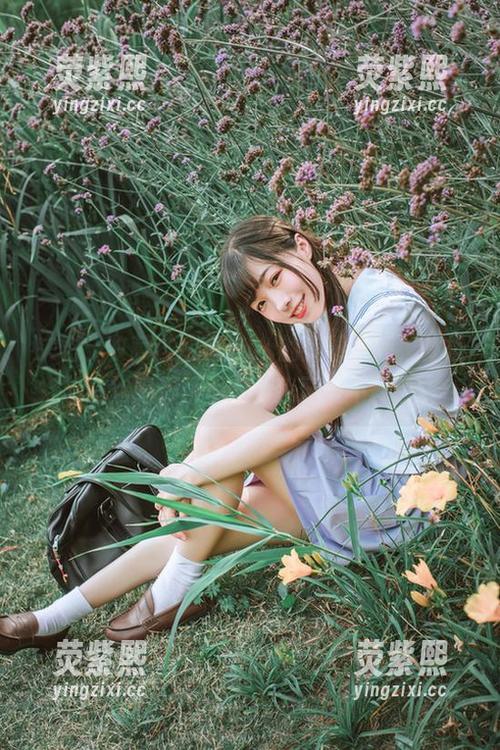 来吧，收藏这次疯猫ss的美图更新，体操服白丝喝彩声不断，我已爱不释手。