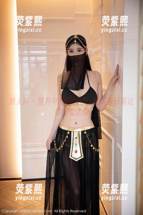 秀人网 - 图片中的周慕汐：定制牛仔裤让你别无选择